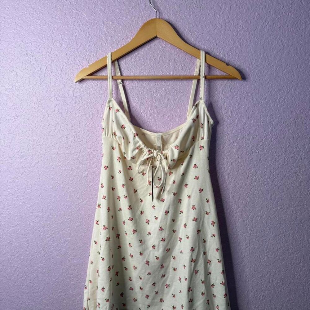 Skims Mini Marble Rosebud Print Dress - Picture 4 of 4